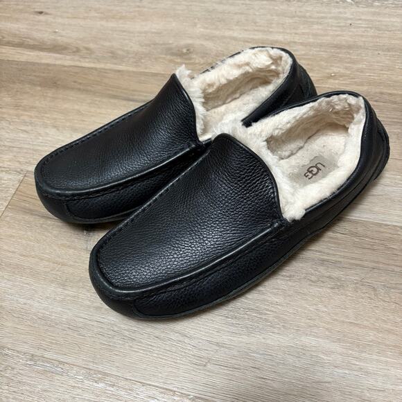 UGGS Men's Black Ascot Leather Slippers Shoes  Size 9 - Picture 3 of 7